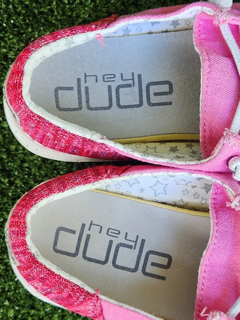 Hey Dude Wendy Kids Little Girls Walking Funk Fuxia Comfort Slip-on Shoes Size 1